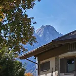 Bergzauber アパート *